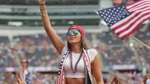 C罗在尤文完成百球壮举：短短三季创下辉煌纪录