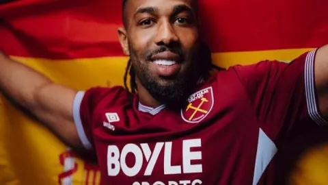 免费观战！智甲次轮巅峰对决，奴利大战谁能独占进球？悬念重重！